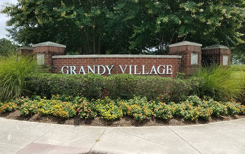 Grandy Village entrance